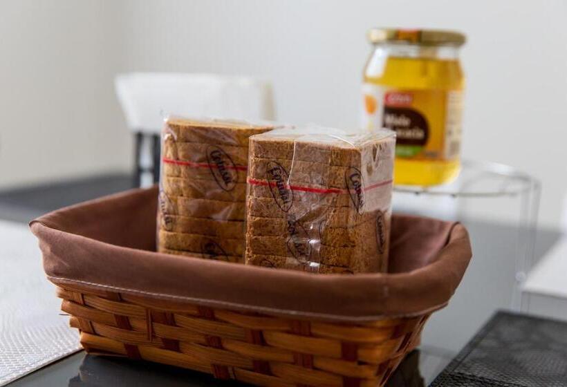 بنسيون Veda Elegant Rooms