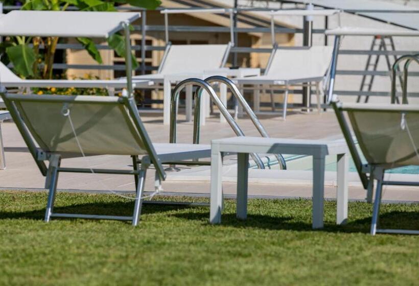 بنسيون Veda Elegant Rooms