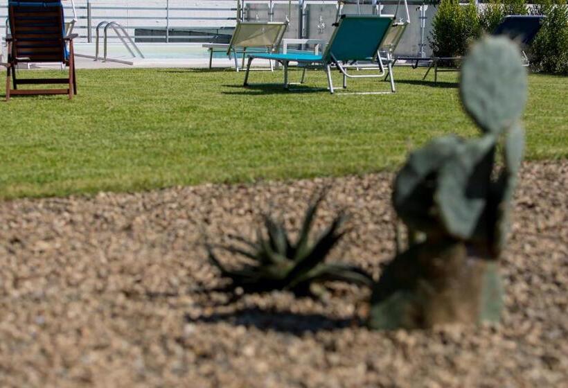 بنسيون Veda Elegant Rooms