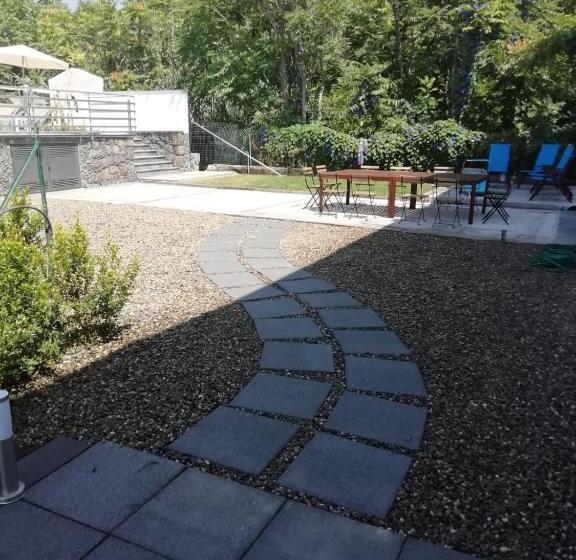 بنسيون Veda Elegant Rooms