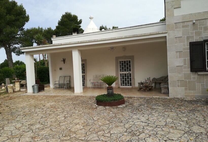 פנסיון Villa Due Trulli