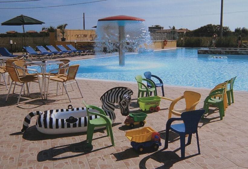 レジデンス Villaggio Turistico Le Meridiane