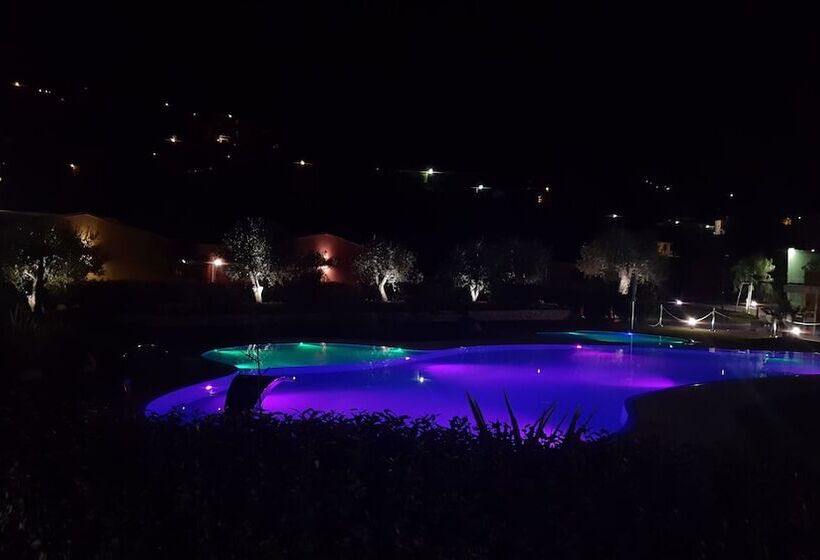 אתר נופש Rebi Village