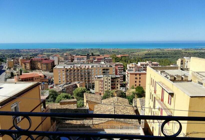 مبيت وإفطار Backpackers