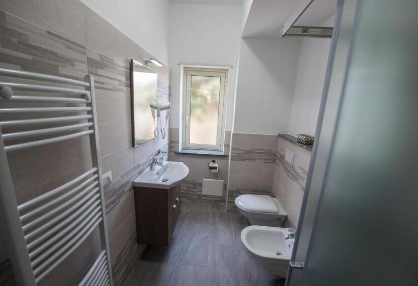 Bed and Breakfast Cosmo Rooms A Pochi Passi Da Tropea