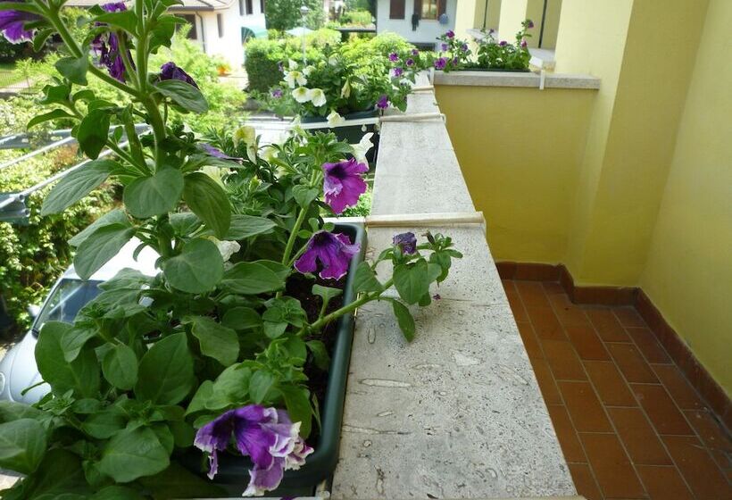 مبيت وإفطار Dimora Di Bosco Room & Breakfast