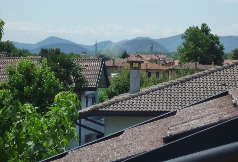 مبيت وإفطار Dimora Di Bosco Room & Breakfast