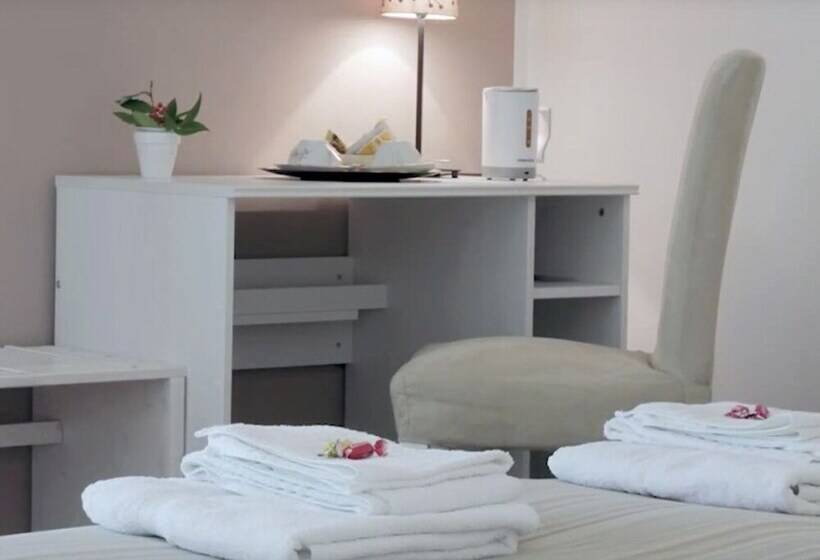 مبيت وإفطار Dimora Di Bosco Room & Breakfast