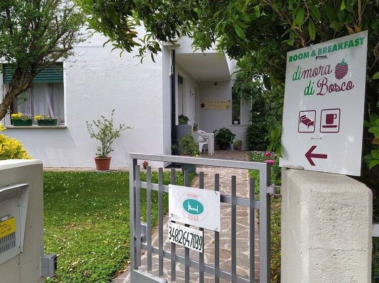 مبيت وإفطار Dimora Di Bosco Room & Breakfast