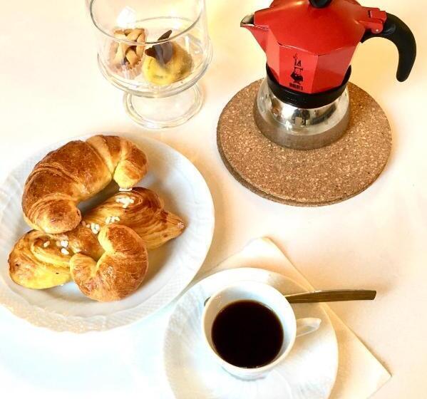 تختخواب و صبحانه Ilsanleonardo