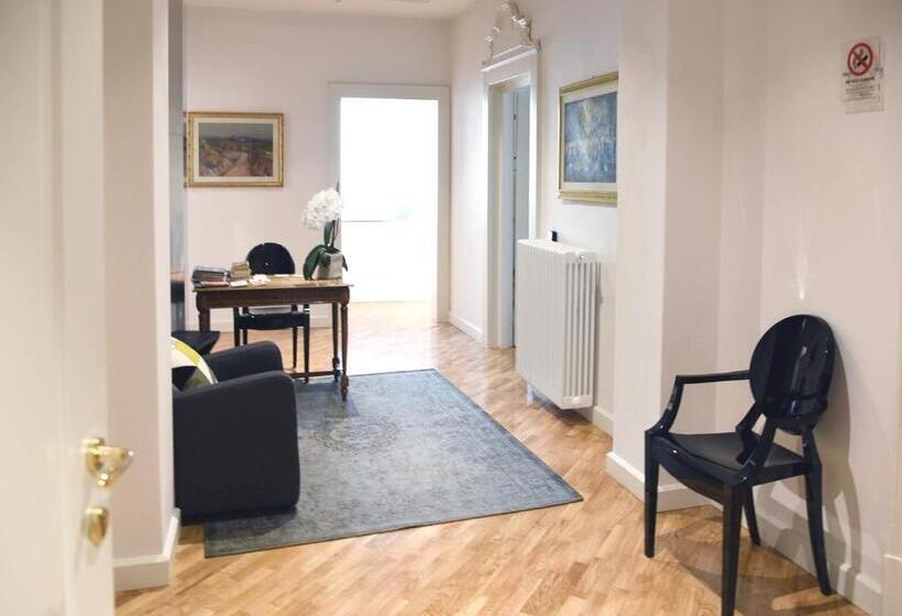 تختخواب و صبحانه Ilsanleonardo