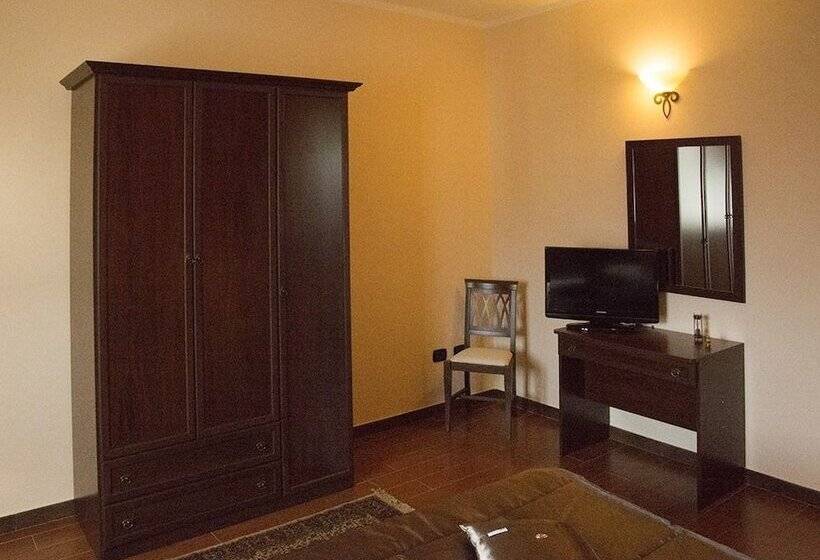 Bed And Breakfast Piano Del Re