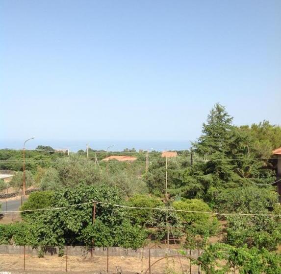 ベッドアンドブレックファースト Villa Carolea