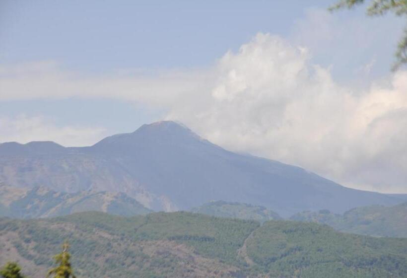 ベッドアンドブレックファースト Villa Carolea