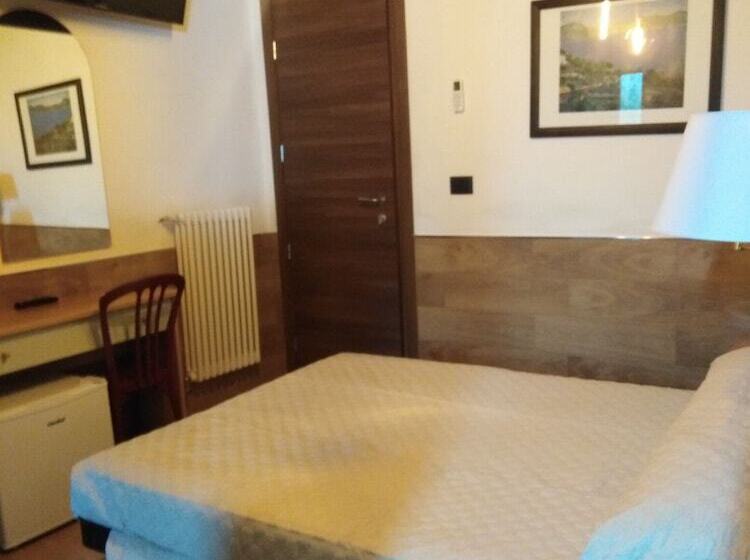 فندق Ai 4 Camosci