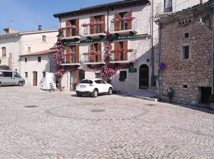 בית מלון כפרי Ai 4 Camosci