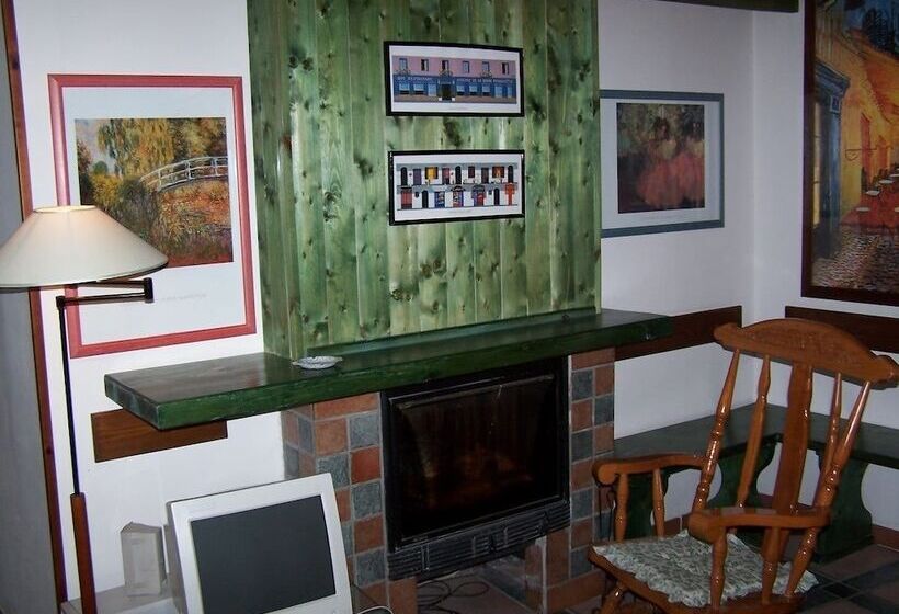 בית מלון כפרי Ai 4 Camosci