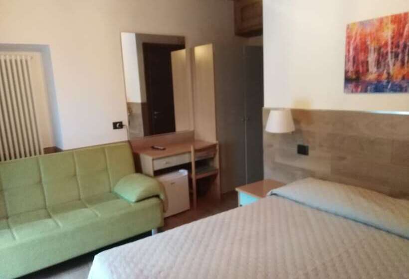 فندق Ai 4 Camosci