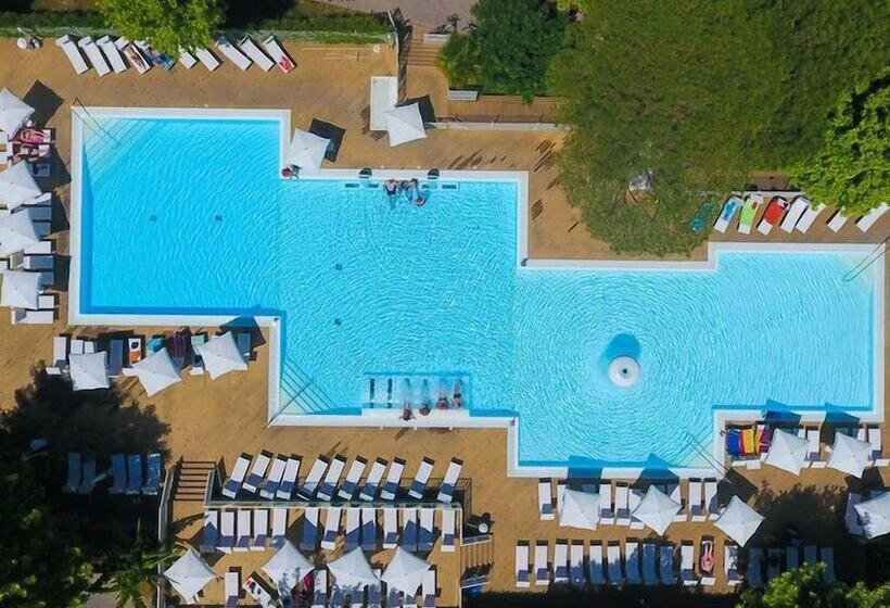 فندق Camping Village I Tre Moschettieri