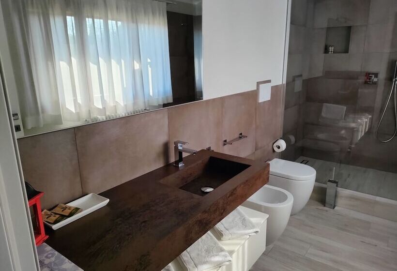 乡村酒店  Agriturismo Il Pettirosso