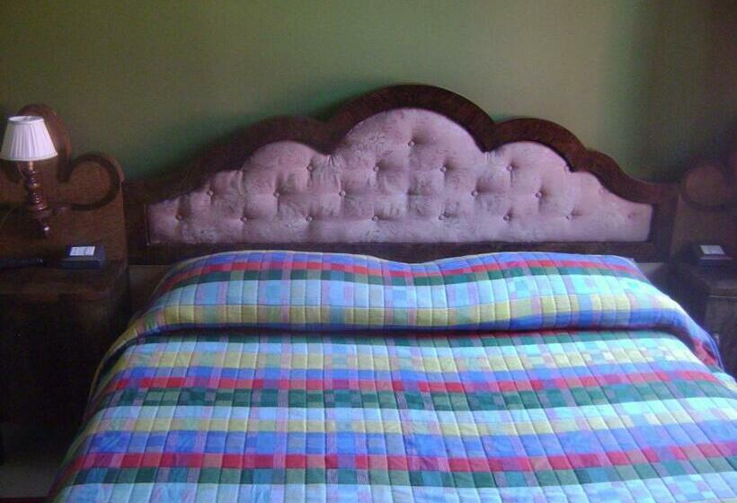 فندق ريفى Azienda Agrituristica Cluana