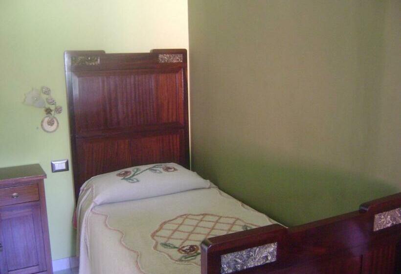 فندق ريفى Azienda Agrituristica Cluana