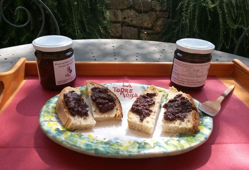 فندق ريفى La Torre Rossa