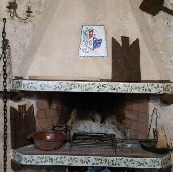 فندق ريفى La Torre Rossa