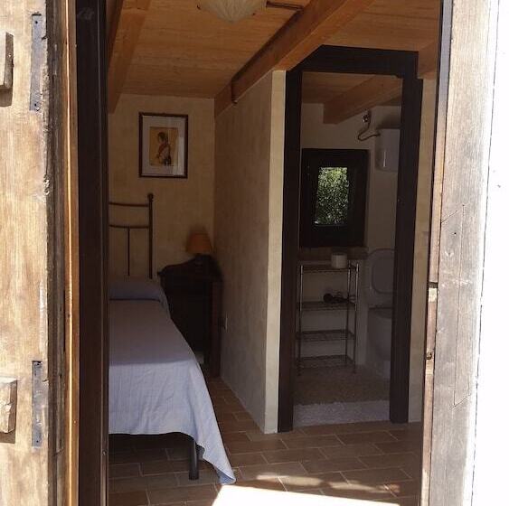 فندق ريفى La Torre Rossa