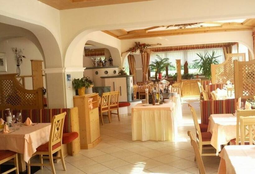 فندق Spartiacque