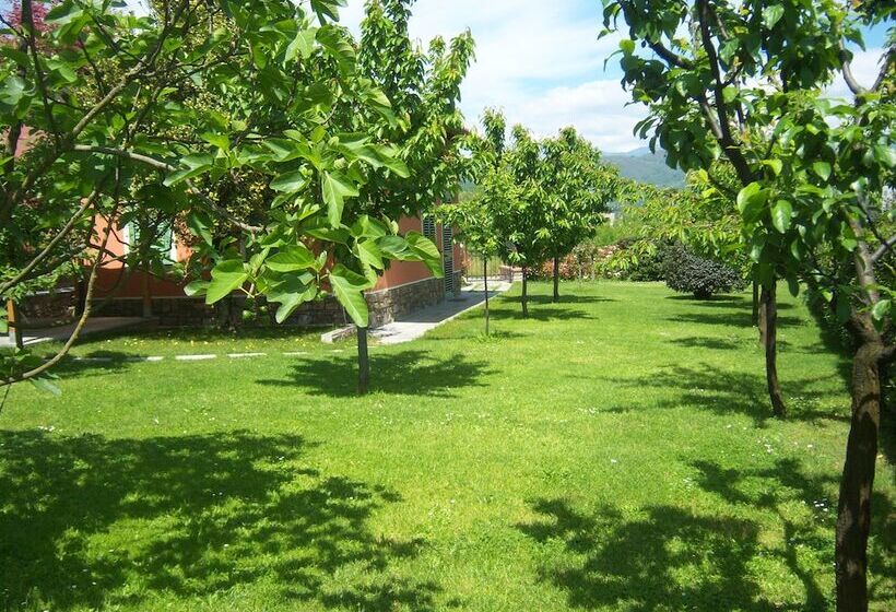 פנסיון Affittacamere Il Melograno