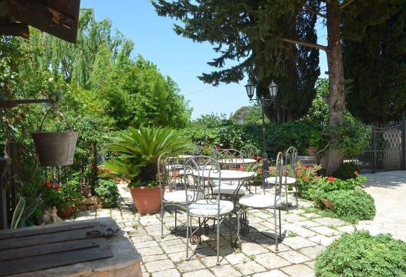 بنسيون Dal Canonico