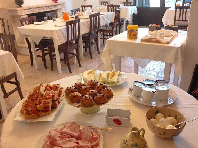 بنسيون Dal Canonico