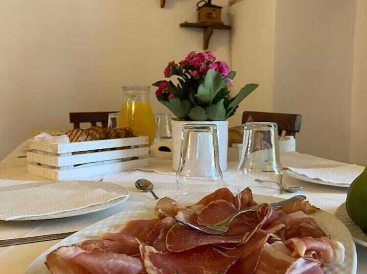 بنسيون Dal Canonico