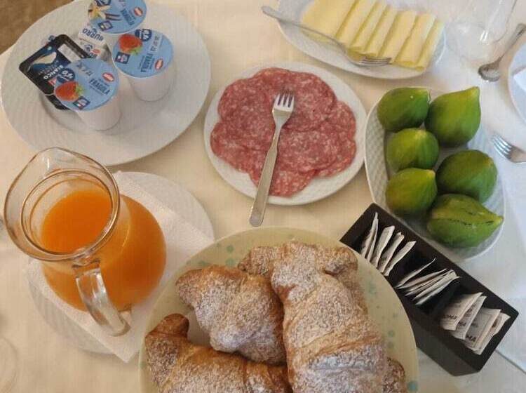 بنسيون Dal Canonico