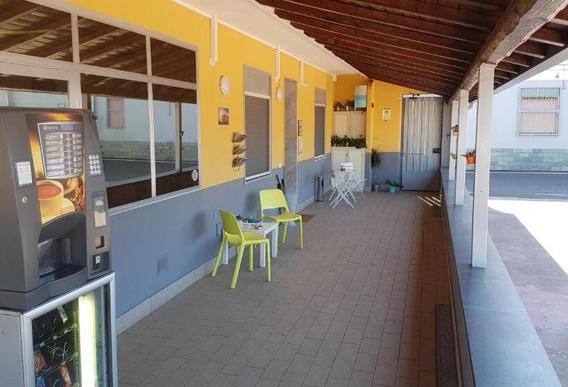 بنسيون Etna Parking