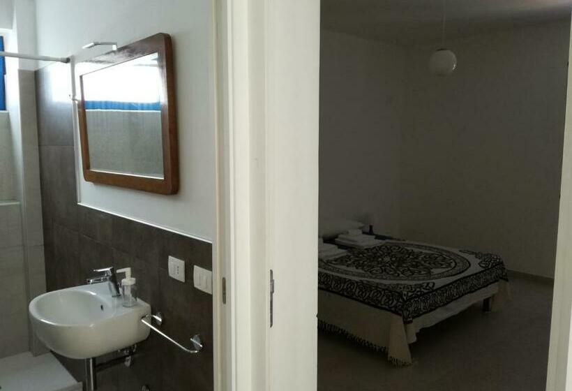 ペンション Mediterranea Guesthouse B&b