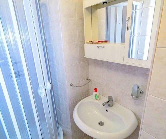 Пансион Sopramonte House