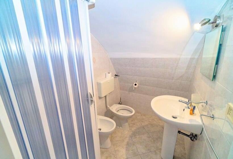 Пансион Sopramonte House