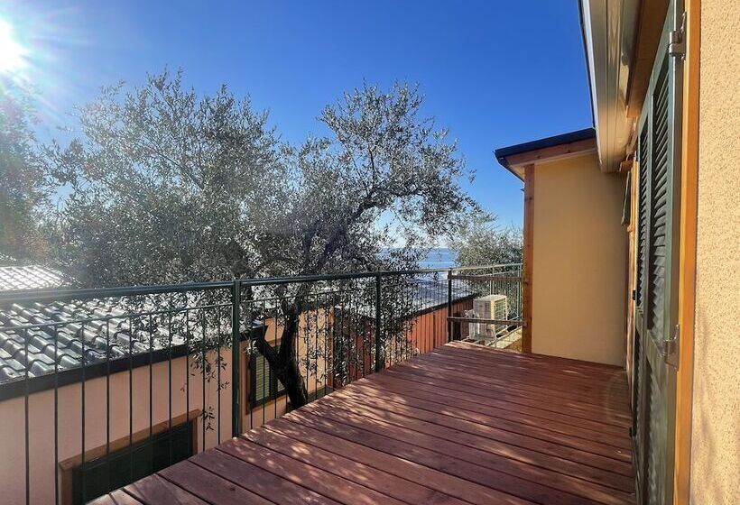 منتجع Parco Vacanze Lo Scoglio