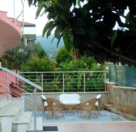 مبيت وإفطار 60quattro Bedrooms