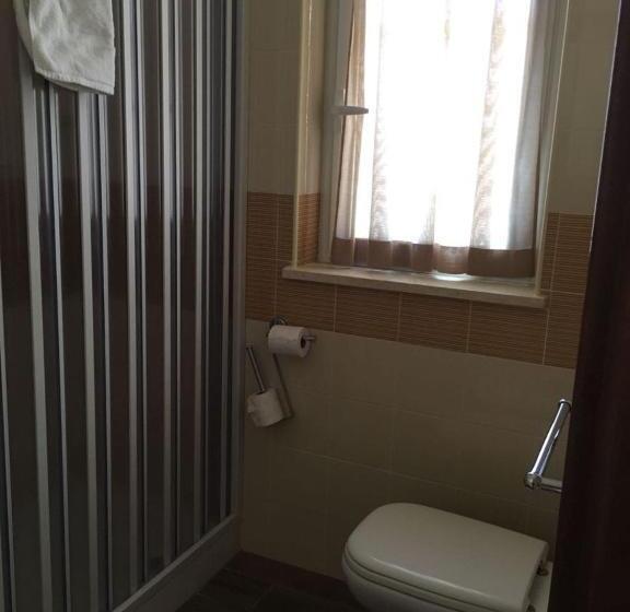 مبيت وإفطار 60quattro Bedrooms