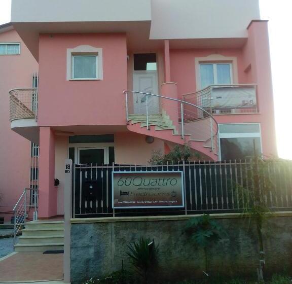 مبيت وإفطار 60quattro Bedrooms