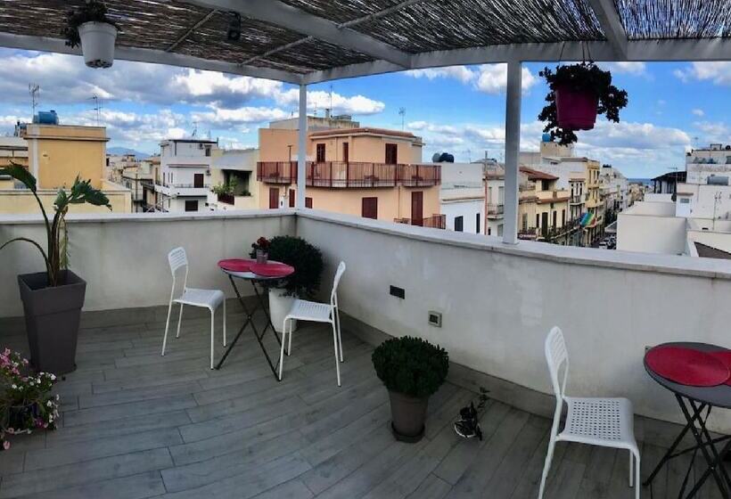 ベッドアンドブレックファースト Alma Nua