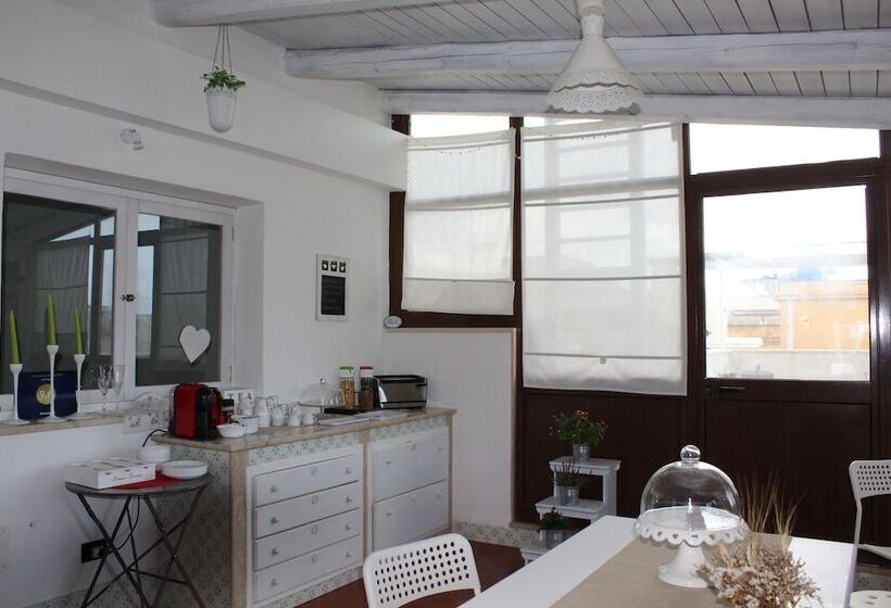 ベッドアンドブレックファースト Alma Nua