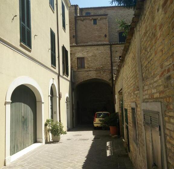 צימר Arco Di San Francesco