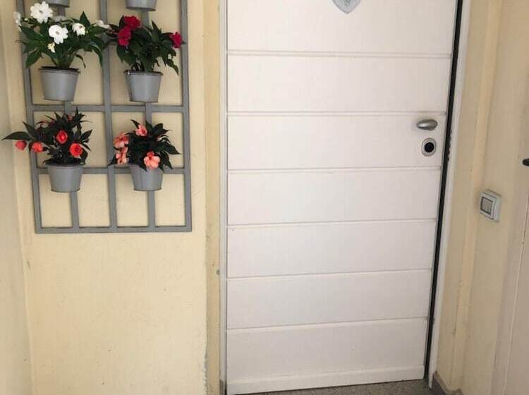 ベッドアンドブレックファースト At 9