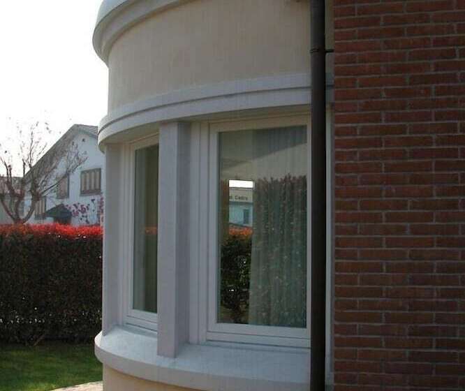 ベッドアンドブレックファースト At 9