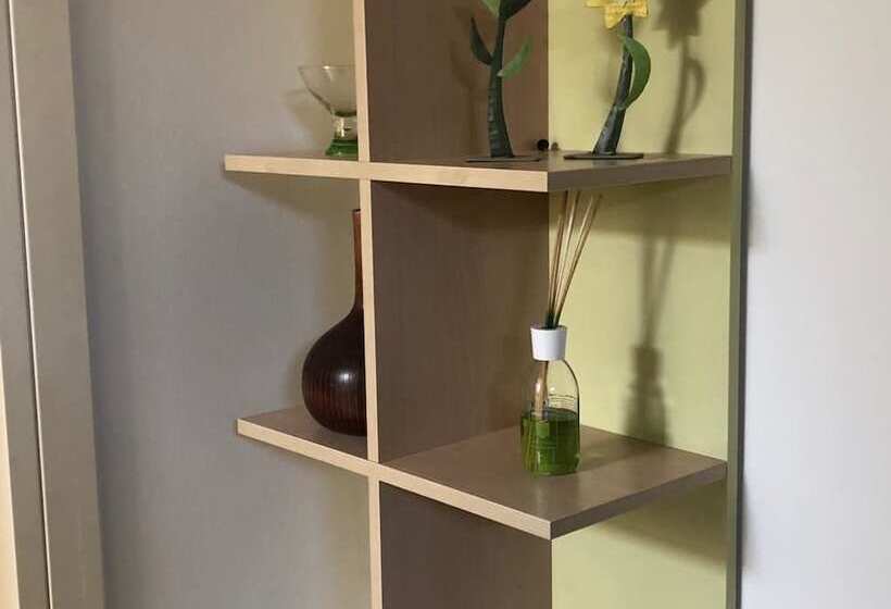 ベッドアンドブレックファースト At 9