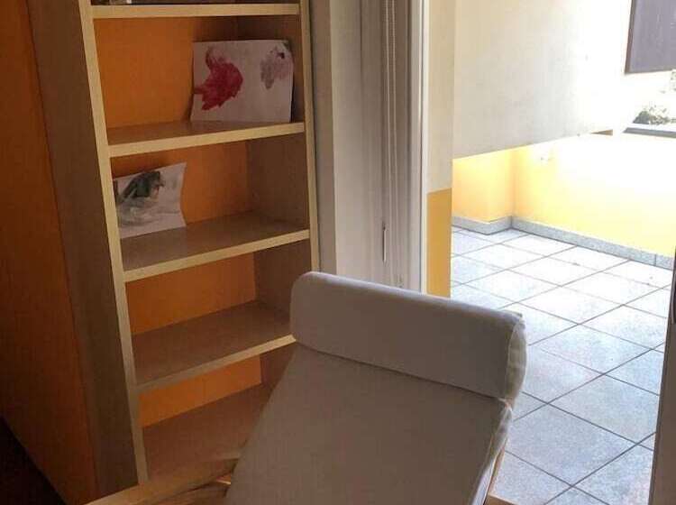 ベッドアンドブレックファースト At 9